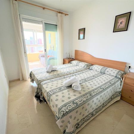 Gemelos 22-3-12 Benidorm Dış mekan fotoğraf