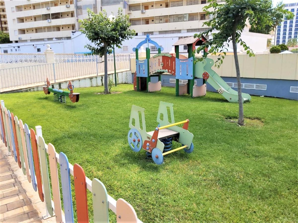 Gemelos 22-3-12 Benidorm Dış mekan fotoğraf