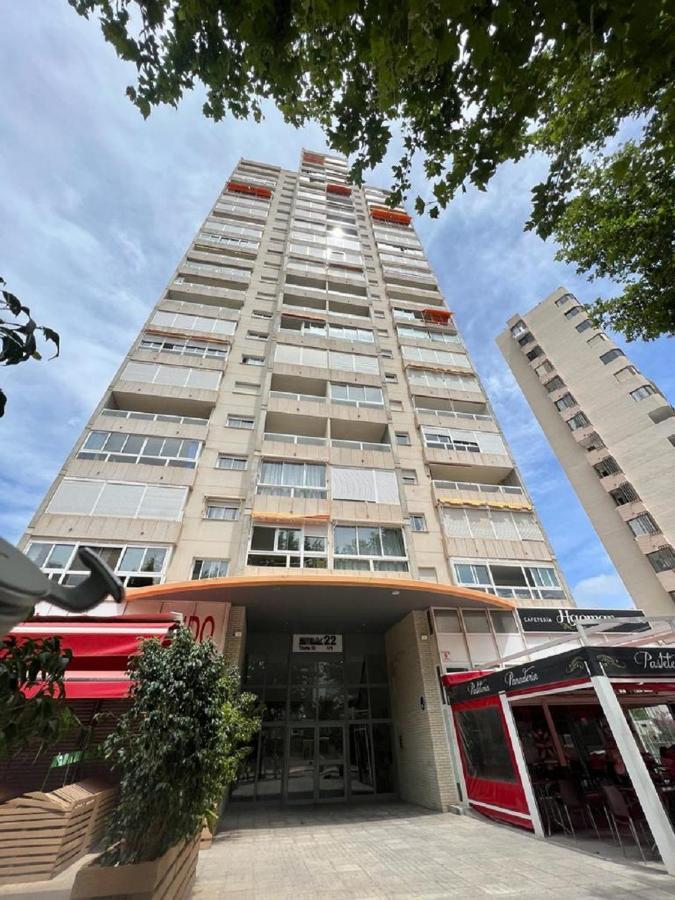 Gemelos 22-3-12 Benidorm Dış mekan fotoğraf