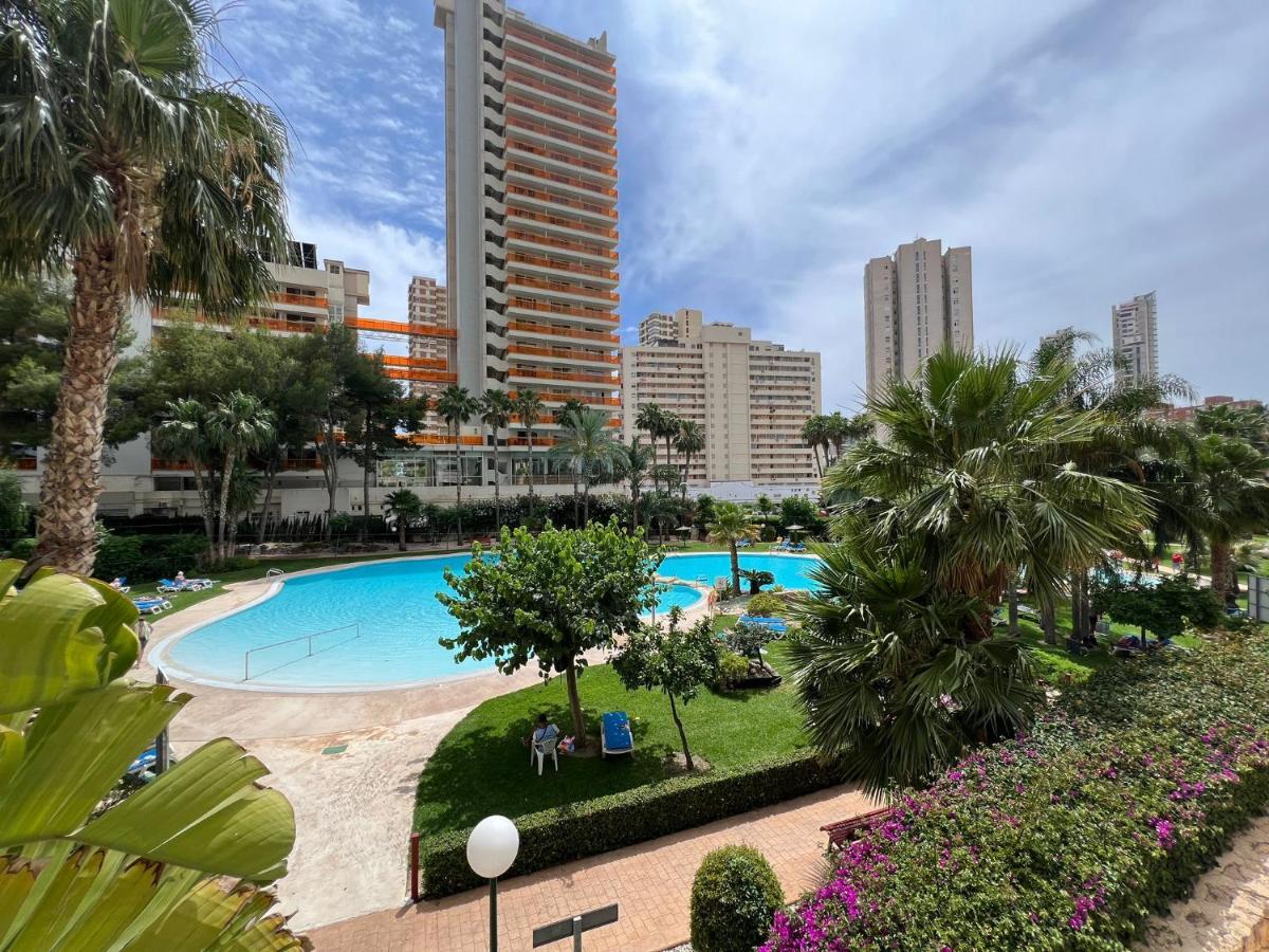 Gemelos 22-3-12 Benidorm Dış mekan fotoğraf
