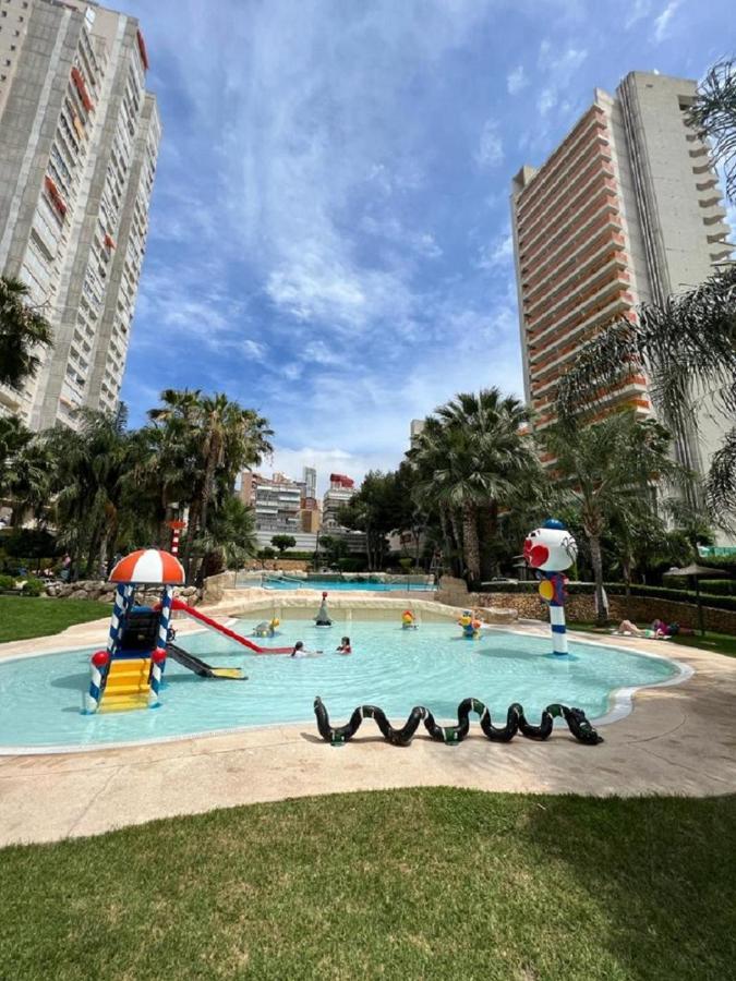 Gemelos 22-3-12 Benidorm Dış mekan fotoğraf