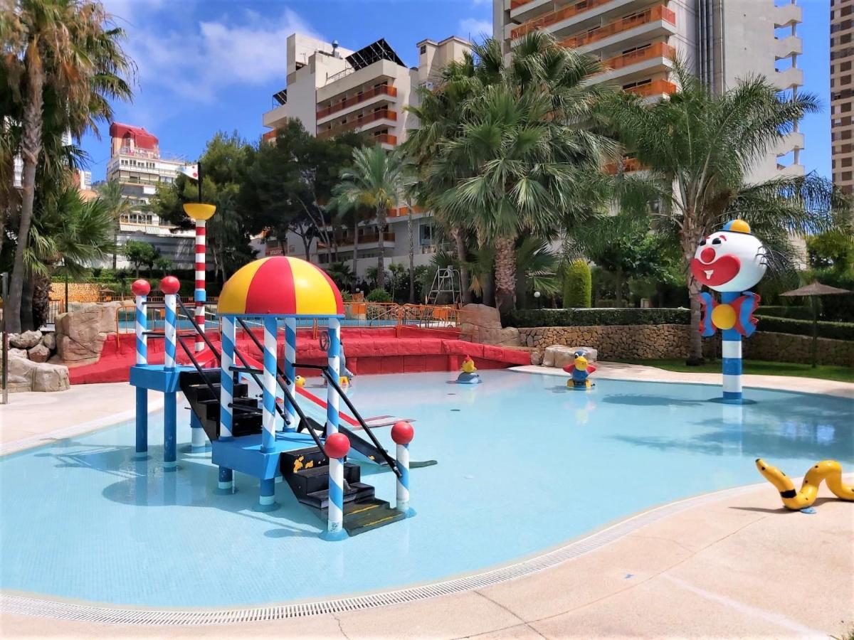 Gemelos 22-3-12 Benidorm Dış mekan fotoğraf
